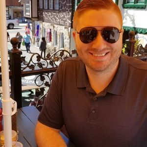 Meet your Posher, Eric